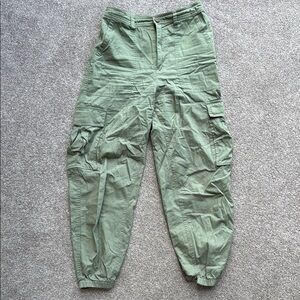 Abercrombie & Fitch Olive Cargo Pants